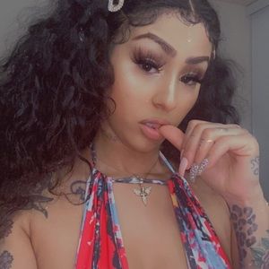 Meet your Posher, Yasmin